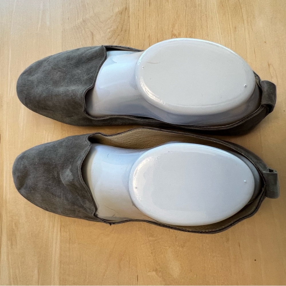Eileen Fisher Women’s Gray Suede Slippers - Picture 4 of 7